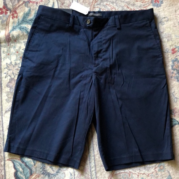NWT BANANA REPUBLIC Emerson Navy Blue Mens Shorts